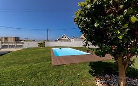 Viana Fishers House - Pool & Beach !